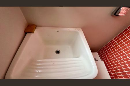 Apartamento à venda com 140m², 3 quartos e 2 vagasBanheiro de serviço