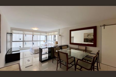 Apartamento à venda com 140m², 3 quartos e 2 vagasSala