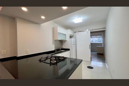 Apartamento à venda com 140m², 3 quartos e 2 vagasCozinha