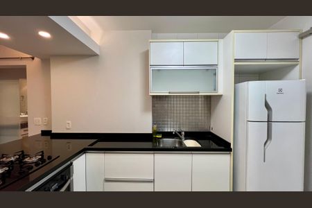 Apartamento à venda com 140m², 3 quartos e 2 vagasCozinha