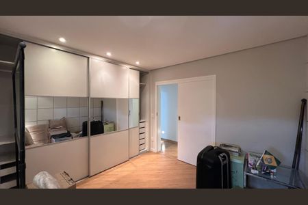 Apartamento à venda com 140m², 3 quartos e 2 vagasQuarto 2