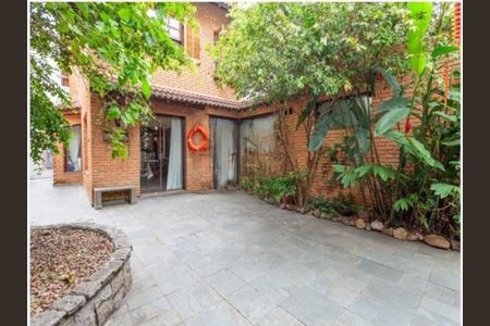 Casa à venda com 280m², 4 quartos e 4 vagas