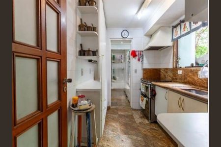 Casa à venda com 280m², 4 quartos e 4 vagas