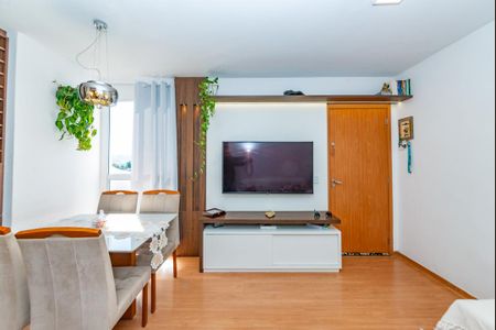 Sala de apartamento à venda com 2 quartos, 48m² em Chácara Cotia, Contagem