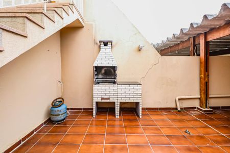 Casa à venda com 593m², 3 quartos e 5 vagas Casa à venda com 593m², 3 quartos e 5 vagasChurrasqueira