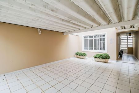 Casa à venda com 593m², 3 quartos e 5 vagas Casa à venda com 593m², 3 quartos e 5 vagasGaragem