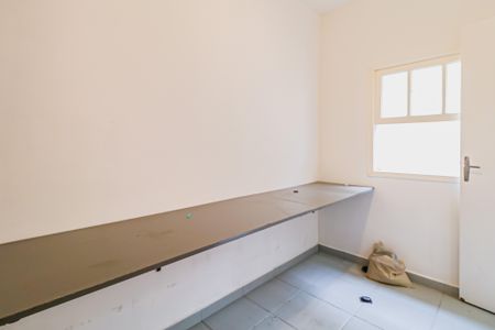 Casa à venda com 593m², 3 quartos e 5 vagas Casa à venda com 593m², 3 quartos e 5 vagasQuarto de serviço