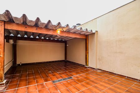 Casa à venda com 593m², 3 quartos e 5 vagas Casa à venda com 593m², 3 quartos e 5 vagasQuintal