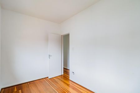 Casa à venda com 593m², 3 quartos e 5 vagas Casa à venda com 593m², 3 quartos e 5 vagasQuarto 1