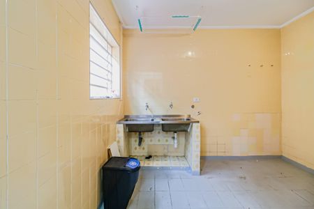 Casa à venda com 593m², 3 quartos e 5 vagas Casa à venda com 593m², 3 quartos e 5 vagasÁrea de serviço