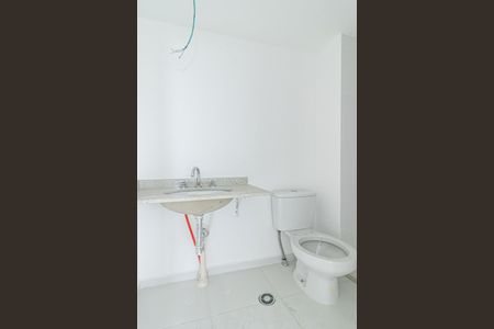 Apartamento à venda com 81m², 2 quartos e 2 vagasBanheiro Corredor