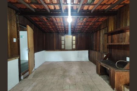 Casa de condomínio para alugar com 45m², 1 quarto e 1 vagaQuarto