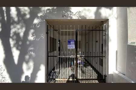 Casa para alugar com 80m², 2 quartos e sem vaga Casa para alugar com 80m², 2 quartos e sem vagaFachada + placa