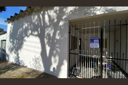 Casa para alugar com 80m², 2 quartos e sem vaga Casa para alugar com 80m², 2 quartos e sem vagaFachada + placa