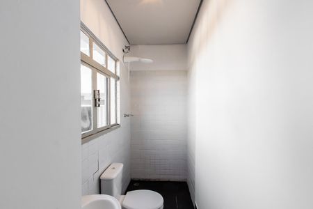 Casa para alugar com 80m², 2 quartos e sem vaga Casa para alugar com 80m², 2 quartos e sem vagaBanheiro