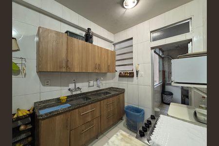 Apartamento à venda com 130m², 4 quartos e sem vagaCozinha