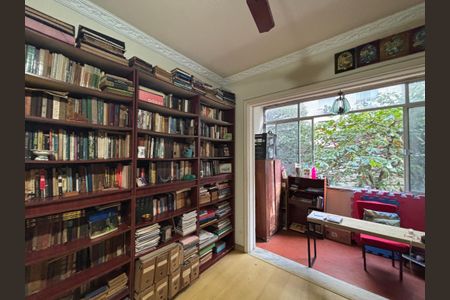 Apartamento à venda com 130m², 4 quartos e sem vagaQuarto 1