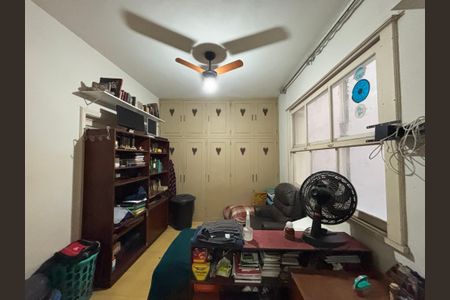 Apartamento à venda com 130m², 4 quartos e sem vagaSuíte