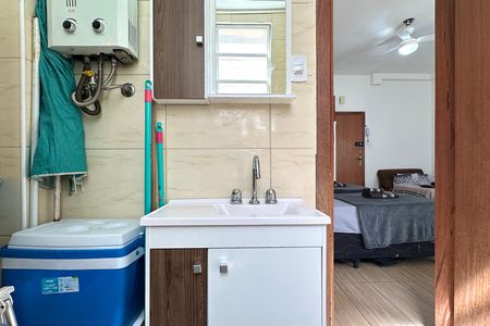 Apartamento para alugar com 27m², 0 quarto e sem vaga Apartamento para alugar com 27m², 0 quarto e sem vagaBanheiro