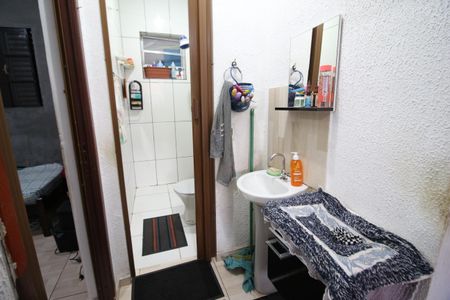 Casa à venda com 57m², 2 quartos e sem vagaBanheiro