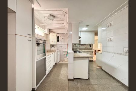 Apartamento à venda com 80m², 2 quartos e 1 vagaCozinha