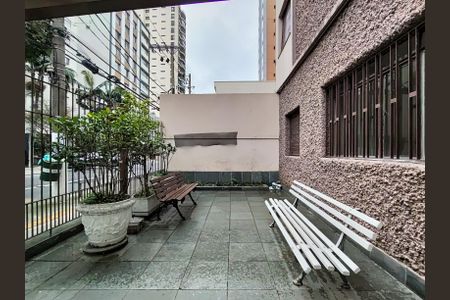 Apartamento à venda com 57m², 2 quartos e sem vagaÁrea comum - Hall social