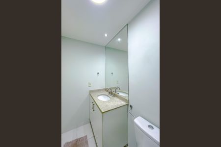 Apartamento à venda com 78m², 2 quartos e 1 vagaBanheiro da Suíte