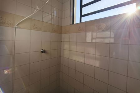 Casa à venda com 250m², 4 quartos e 2 vagas Casa à venda com 250m², 4 quartos e 2 vagasBanheiro Social