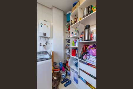 Casa de condomínio para alugar com 344m², 4 quartos e 4 vagasÁrea de Serviço