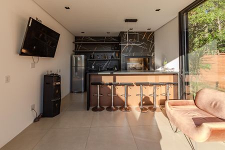 Casa de condomínio para alugar com 344m², 4 quartos e 4 vagasÁrea comum - Churrasqueira