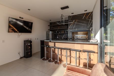 Casa de condomínio para alugar com 344m², 4 quartos e 4 vagasÁrea comum - Churrasqueira