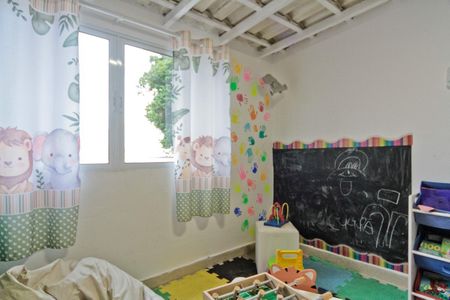 Casa à venda com 240m², 3 quartos e 2 vagasEdícula