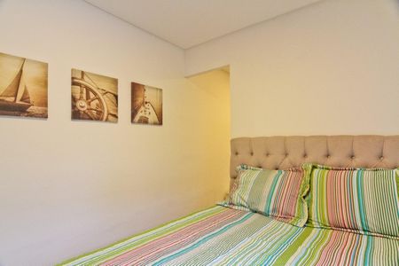 Casa à venda com 240m², 3 quartos e 2 vagasSuíte 3