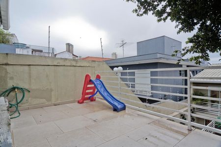 Casa à venda com 240m², 3 quartos e 2 vagasÁrea comum