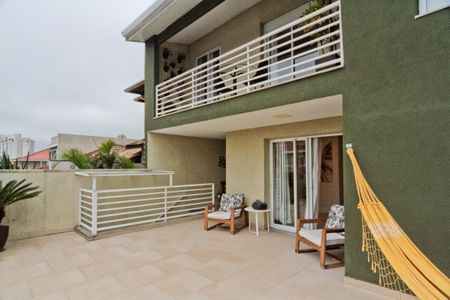 Casa à venda com 240m², 3 quartos e 2 vagasVaranda