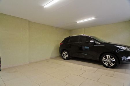 Casa à venda com 240m², 3 quartos e 2 vagasGaragem