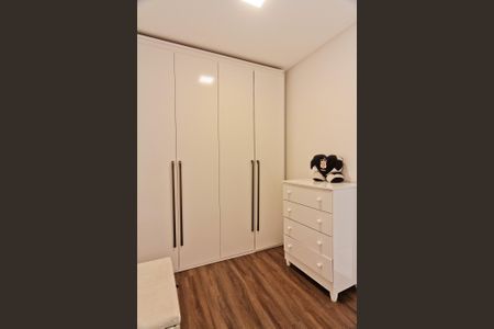 Casa à venda com 240m², 3 quartos e 2 vagasSuíte 3