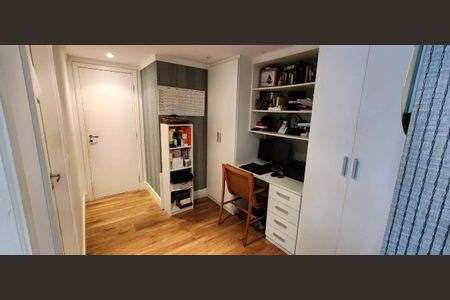 Apartamento para alugar com 150m², 3 quartos e 2 vagas Apartamento para alugar com 150m², 3 quartos e 2 vagasQuarto