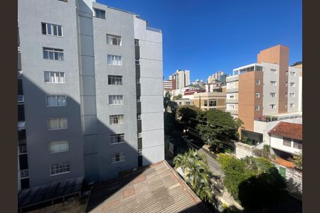 Apartamento à venda com 65m², 2 quartos e 2 vagasVista da Suíte 2
