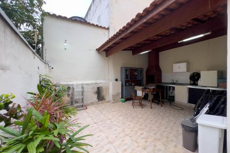 Casa de condomínio à venda com 117m², 2 quartos e 1 vaga Casa de condomínio à venda com 117m², 2 quartos e 1 vagaÁrea comum