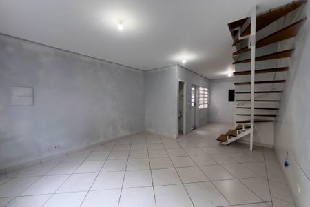Casa de condomínio à venda com 117m², 2 quartos e 1 vaga Casa de condomínio à venda com 117m², 2 quartos e 1 vagaSala