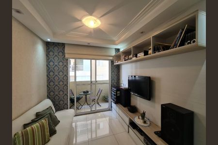 Apartamento à venda com 62m², 2 quartos e 1 vagaSala
