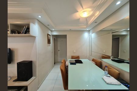 Apartamento à venda com 62m², 2 quartos e 1 vagaSala