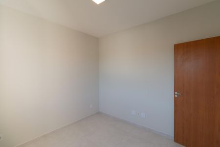 Apartamento à venda com 73m², 3 quartos e 1 vagaQuarto 2
