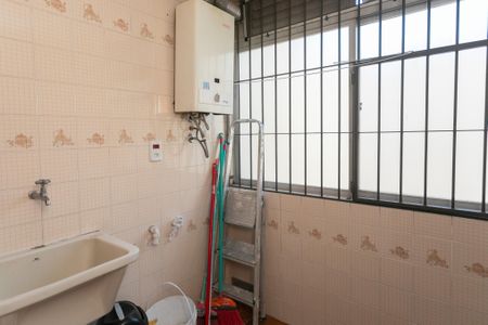 Apartamento à venda com 115m², 3 quartos e 1 vagaÁrea de Serviço