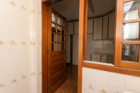 Apartamento à venda com 115m², 3 quartos e 1 vagaÁrea de Serviço