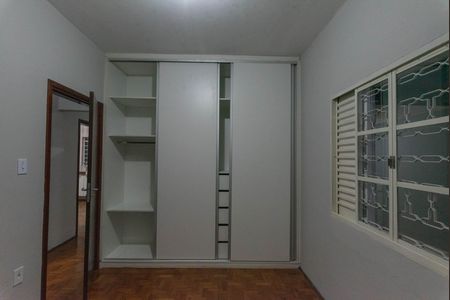 Quarto 1 de casa para alugar com 3 quartos, 250m² em Vila Carminha, Campinas