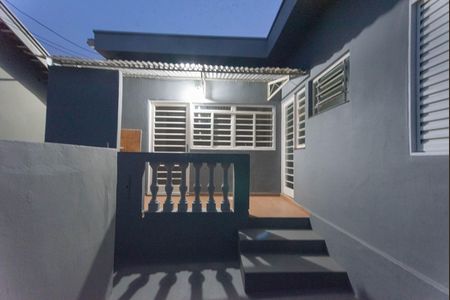 Casa 2- Fachada de casa para alugar com 3 quartos, 250m² em Vila Carminha, Campinas