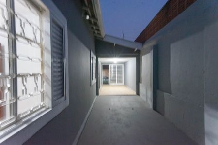 Quintal de casa para alugar com 3 quartos, 250m² em Vila Carminha, Campinas