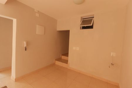 Casa à venda com 190m², 8 quartos e sem vagaSala